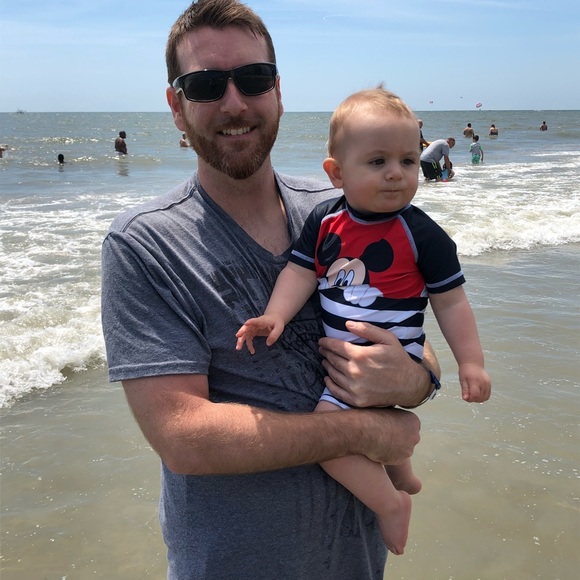 Meet your Posher, Josh - Picture 1 of 1